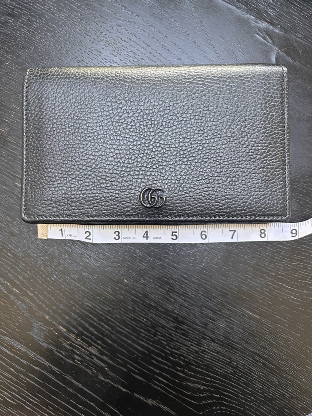 Gucci Black Pebbled Leather Bifold Wallet with Subtle GG Emblem - Picture 15 of 16